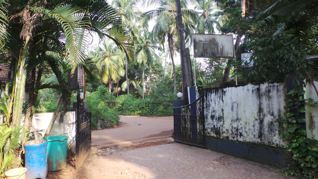 Alina Guest House Calangute Exterior photo